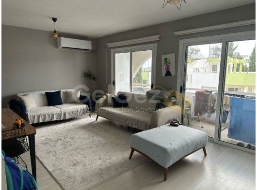 GİRNE MERKEZDE SATILIK 2+1 DAİRE