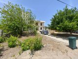 Girne Karşıyakada Ana Yola sıfır satılık 3+1 Müstakil ev