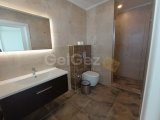 Girne Merkez'de; Lüks Site İçerisinde, Geniş, Deniz Manzaralı, Satılık, 4+1, Daire!