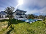 .. Sessizlik ve Huzur Arayanlara 4+1 Villa ..