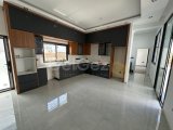 GİRNE OZANKÖY SATILIK ÖZEL HAVUZLU 4+1 VİLLA