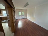 Zeytinlik Bölgesinde 5+2 Triplex Ticari izinli Villa..