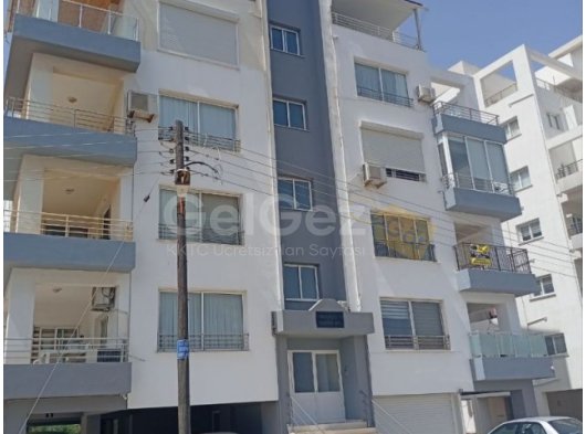 Yeniboğaziçi'nde denize 500 metre mesafede satılık 3+1 daire.