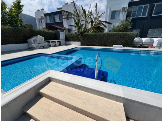 GİRNE ALSANCAK'TA ESCAPE PLAJINA 5 DK. MESAFEDE FULL EŞYALI ORTAK HAVUZLU 2+1 FIRSAT DAİRE!!