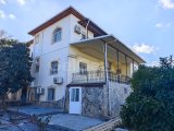 ALSANCAK'DA KOMPLE SATILIK VİLLA