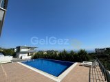 Girne Edremitte kiralık 4 yatak odalı villa