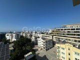 Girne Merkez Kar Market civarı 6.kat manzaralı 2+1 Daire!!