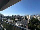 Girne Merkez Kar Market civarı 6.kat manzaralı 2+1 Daire!!