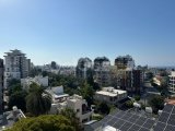 Girne Merkez Kar Market civarı 6.kat manzaralı 2+1 Daire!!