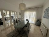 Girne merkezde mühteşem deniz manzaralı 3+1 kiralık daire