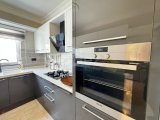 Girne Ozanköy'ün büyüleyici doğasında bulunan çok bakımlı, ortak havuzlu Kiralık 4+1 Villa!!
