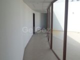 LEFKOŞA SURİÇİNDE 1.000m2 KOMPLE TİCARİ BİNA
