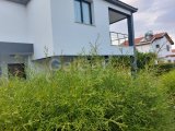 Alsancak'ta Merit Otel Bölgesinde Lüks Villa
