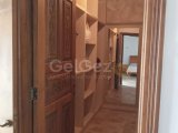Karşıyaka'da Denize 500 m 4+1 Taş Villa