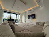Çatalköy’de Detaylara Özen Gösterilmiş Şık Villa