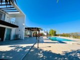 Esentepe'de Deniz Manzaralı 3+1 Villa