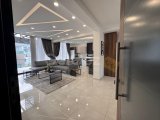 GİRNE MERKEZ’DE TESLİME HAZIR KOMPLE SATILIK BİNA