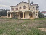 LEFKOŞA YİĞİTLER’DE 9+2 GENİŞ ARAZİLİ VİLLA