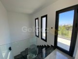 Lüks Yeniden Tanımlanıyor: Çatalköy'de 5+2 Triplex Villa! (TAKASA AÇIKTIR)