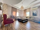 Girne, Edremit'te Lüks Yaşam: Özel Havuzlu 4+1 Villa