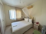 GİRNE'DE MERKEZİ KONUMDA TERASLI 3+1 SATILIK PENTHOUSE