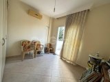 GİRNE'DE MERKEZİ KONUMDA TERASLI 3+1 SATILIK PENTHOUSE