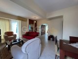GİRNE'DE MERKEZİ KONUMDA TERASLI 3+1 SATILIK PENTHOUSE