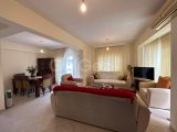 GİRNE'DE MERKEZİ KONUMDA TERASLI 3+1 SATILIK PENTHOUSE