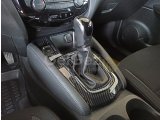 QASHQAI 2018+ IÇIN UYUMLU VITES KAPLAMA - CARBON