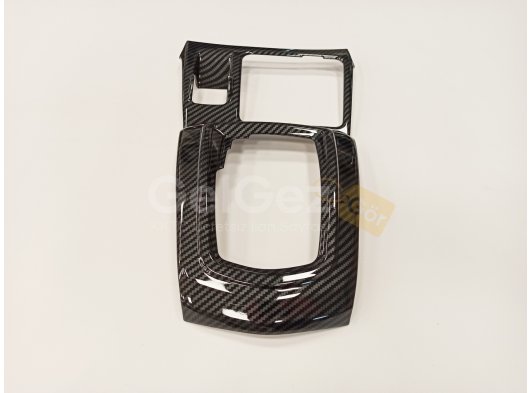 QASHQAI 2018+ IÇIN UYUMLU VITES KAPLAMA - CARBON