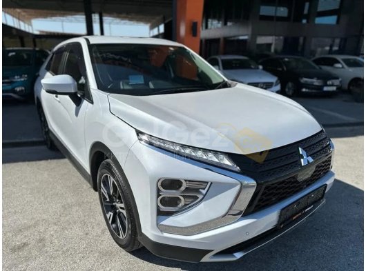 2021 Model Otomatik Mitsubishi Eclipse Cross