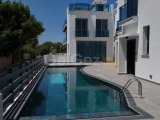 Çatalköy, Girne’de Deniz Manzaralı Lüks Villalar
