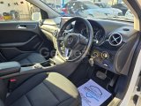 MERCEDES-BENZ B180