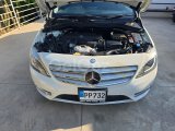 MERCEDES-BENZ B180