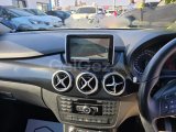 MERCEDES-BENZ B180