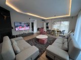 Bellapais'te Modern Üç Yatak Odalı Satılık Villa