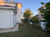 Bellapais'te Modern Üç Yatak Odalı Satılık Villa