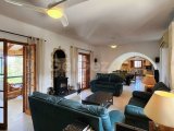2 Dönümden Fazla Arazi Üzerinde 4+1 Müstakil Villa – Geniş Bahçeli ve Özel Yaşam Alanı