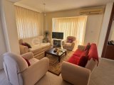 Girne Merkez'de Muhteşem Konumda Teraslı Satılık 3+1 Penthouse