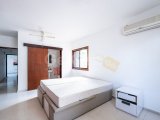 Turk Kocanli 3+2 Villa - 2 daire , Ortak Havuz