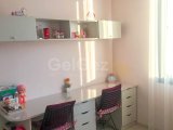SATILIK İKİ YATAK ODALI DAİRE, EŞYALI, DENİZE 300 METRE, UZUN PLAJ, İSKELE