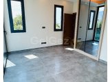 ????Corvin Life Projesinin En Geniş Bahçeli Köşe Villası...