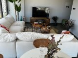 Girne'nin Merkezinde Türk Tapulu Lüks Satılık Full Eşyalı Residence Daire