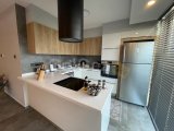 Girne'nin Merkezinde Türk Tapulu Lüks Satılık Full Eşyalı Residence Daire
