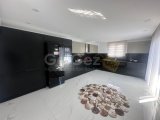 GİRNE MERKEZDE SATILIK LÜKS 3+1 Daire
