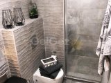 ????Girne'nin Merkezinde 8. Katta Deniz ve Şehir Manzaralı Satılık Lüks Residence Daire 3+1 180m2