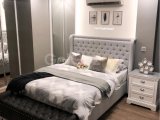 ????Girne'nin Merkezinde 8. Katta Deniz ve Şehir Manzaralı Satılık Lüks Residence Daire 3+1 180m2