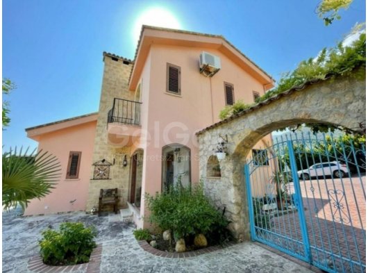 ALSANCAK, MALATYA SATILIK 3 YATAK ODALI HAVUZLU VİLLA - 0533 820 2055