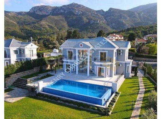 BELLAPAİS'DE 1 DÖNÜM BAHÇE İÇERİSİNDE VİLLA - (NARÇIN - 0533 820 2055)
