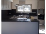 BELLAPAİS'DE 1 DÖNÜM BAHÇE İÇERİSİNDE VİLLA - (NARÇIN - 0533 820 2055)